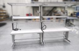 Assembly stations made of structural aluminum profiles